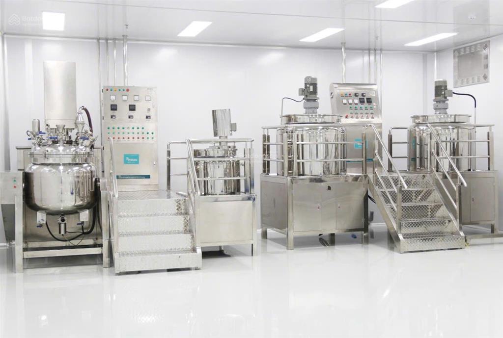 Chuyển nhượng nhà xưởng 1000m2 nhà máy mỹ phẩm kcn long hậu