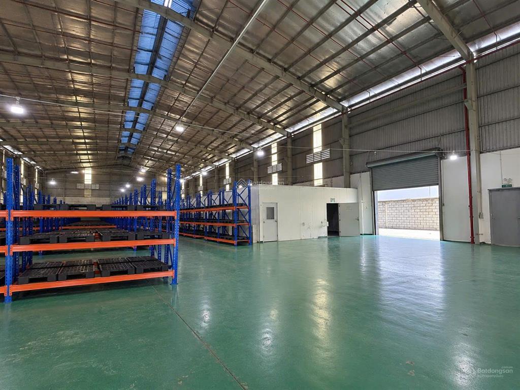 Cho thuê kho xưởng kết hợp văn phòng 744m kcn tân đức, đức hòa, long an