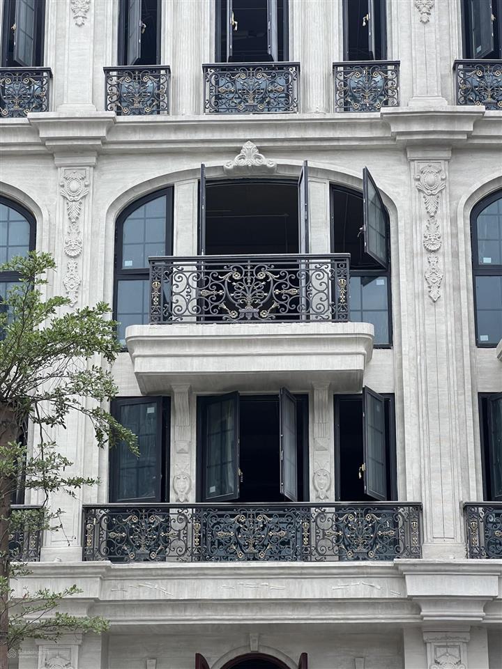 Căn 75m2 ở mặt đường 24m. vừa ở vừa kinh doanh. pa thanh toán linh hoạt giãn dòng tiền. sổ lâu dài