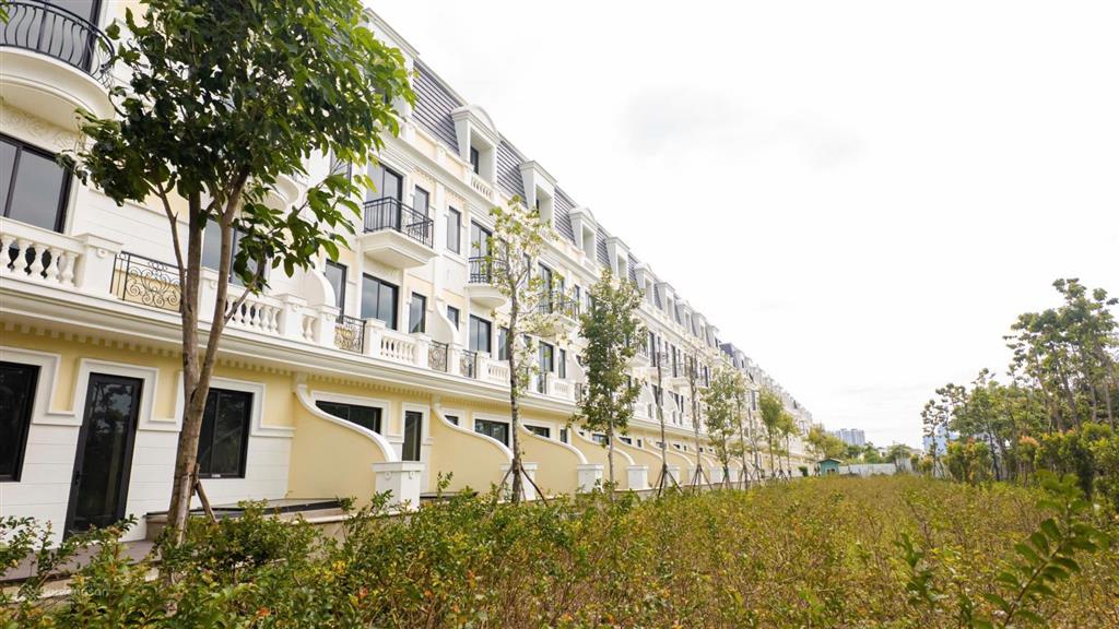 An lạc sắp ra mắt liền kề 2 mặt tiền 4 tầng sát vđ3.5 90m2 có hầm. đẹp long lanh số lượng giới hạn
