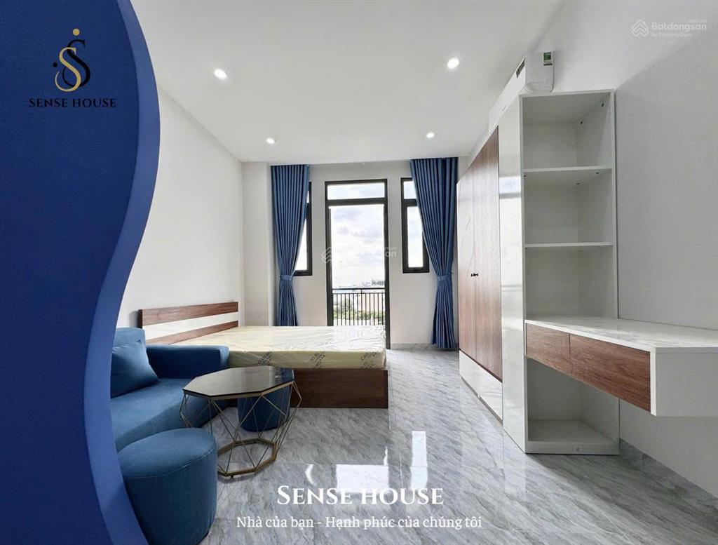 Căn hộ 1 phòng ngủ + ban công + full nội thất  ngay sân bay tân sơn nhất  công viên hoàng văn thụ