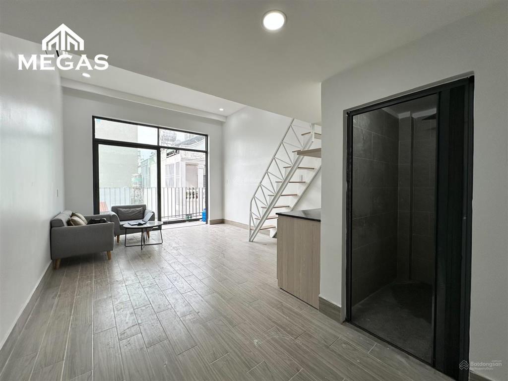 Căn hộ duplex ban công mới xây 100% + full nội thất  ngay đh văn lang cs3  đh công nghiệp
