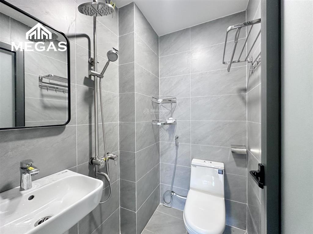 Căn hộ duplex 2 không gian ngủ  rộng trên 40m²  full nội thất  ngay emart phan văn trị