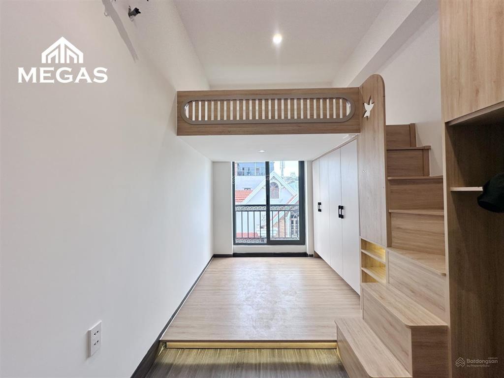 Căn hộ duplex 2 không gian ngủ  rộng trên 40m²  full nội thất  ngay emart phan văn trị