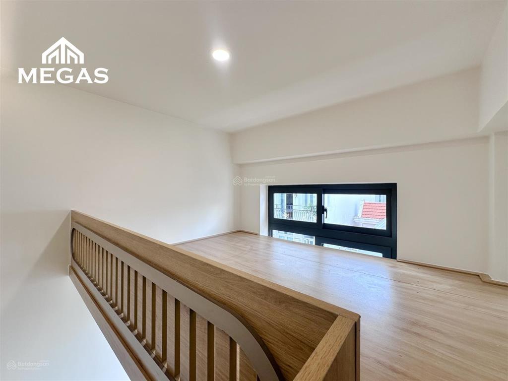 Căn hộ duplex 2 không gian ngủ  rộng trên 40m²  full nội thất  ngay emart phan văn trị
