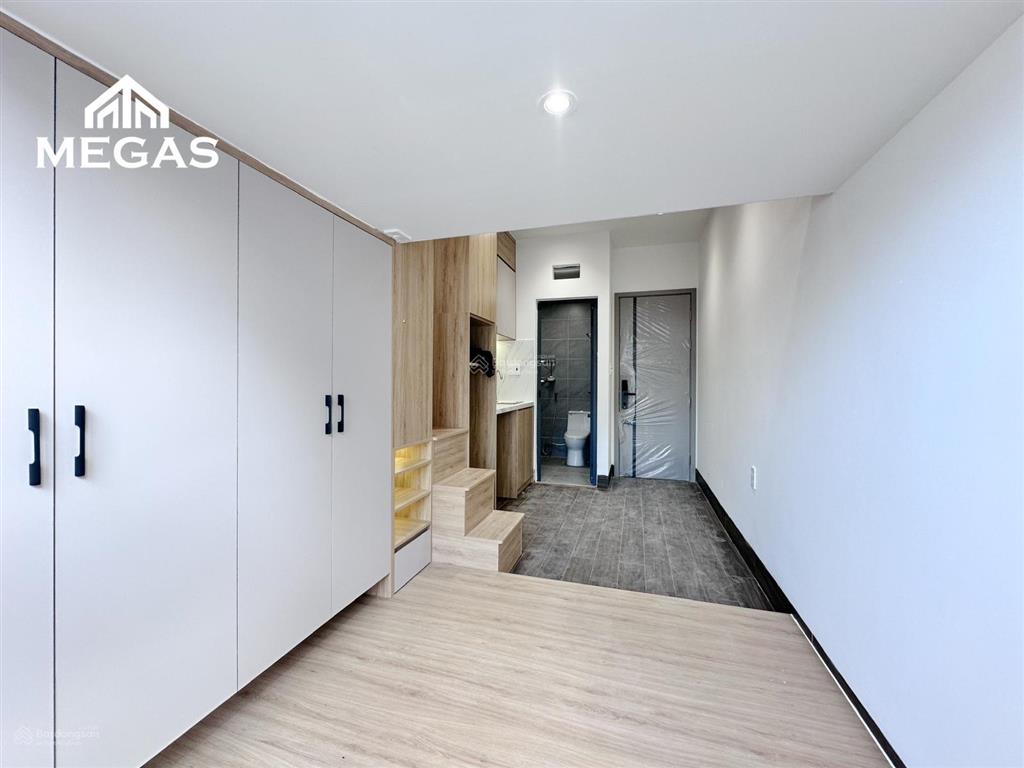 Căn hộ duplex 2 không gian ngủ  rộng trên 40m²  full nội thất  ngay emart phan văn trị