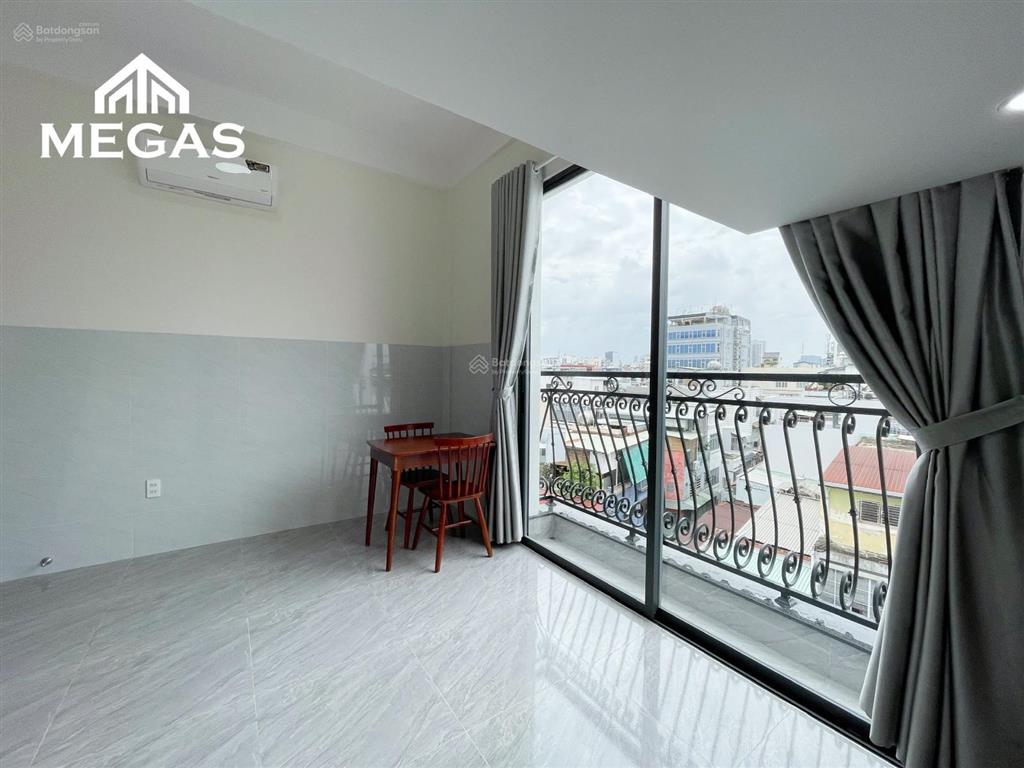 Phòng trọ giá rẻ có ban công & full nội thất  ngay công viên phần mềm  kdc hiệp thành city