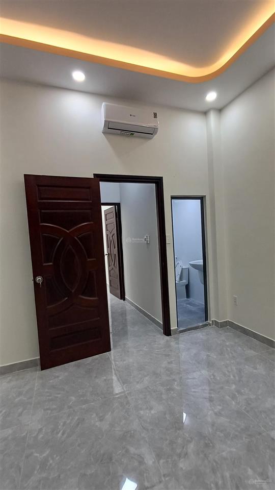 Nhà đẹp cực hiếm vào ở ngay phường 4 quận 8 ,47m² 4 tầng ,pk, bếp, 4pn,5wc, phòng thờ shr giá 7 tỷ