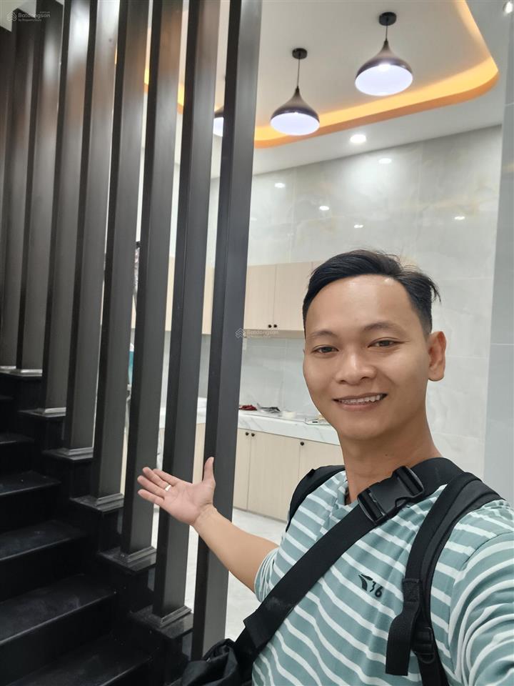 Nhà đẹp cực hiếm vào ở ngay phường 4 quận 8 ,47m² 4 tầng ,pk, bếp, 4pn,5wc, phòng thờ shr giá 7 tỷ