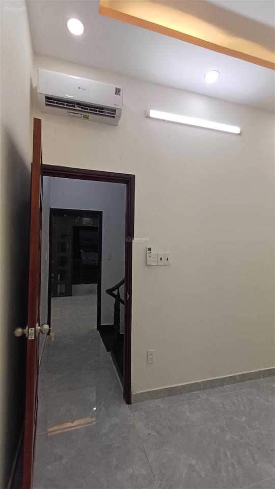 Nhà đẹp cực hiếm vào ở ngay phường 4 quận 8 ,47m² 4 tầng ,pk, bếp, 4pn,5wc, phòng thờ shr giá 7 tỷ