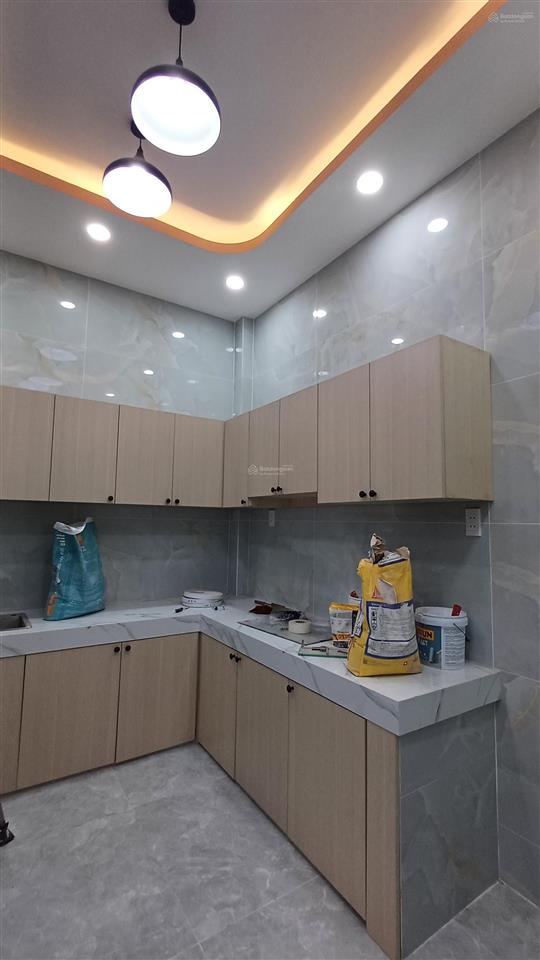Nhà đẹp cực hiếm vào ở ngay phường 4 quận 8 ,47m² 4 tầng ,pk, bếp, 4pn,5wc, phòng thờ shr giá 7 tỷ