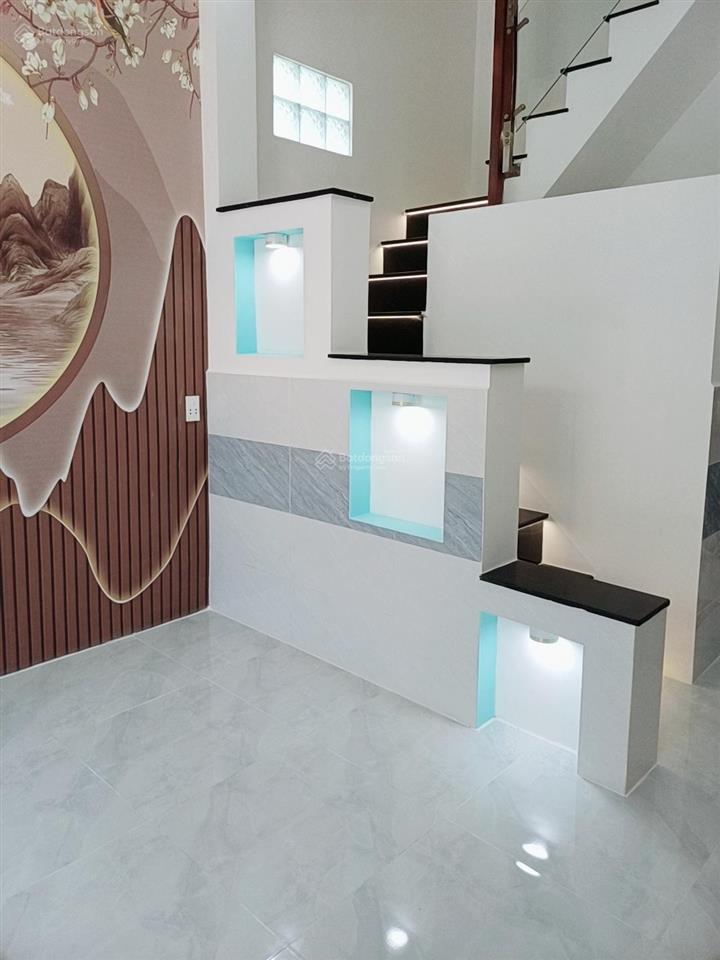 Nhà mới ở ngay33m² 3pn ,1 lầu , hẻm 3 gác lương văn can, p15q8, shr giá 3,98 tỷ