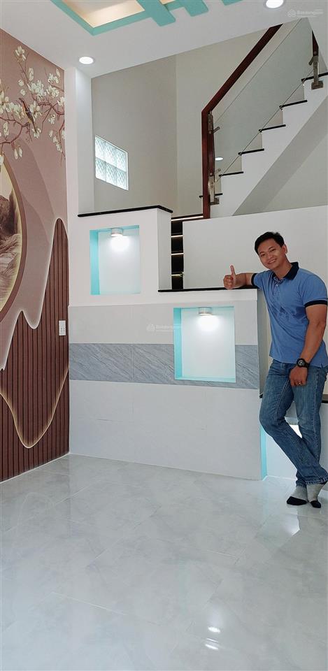 Nhà mới ở ngay33m² 3pn ,1 lầu , hẻm 3 gác lương văn can, p15q8, shr giá 3,98 tỷ