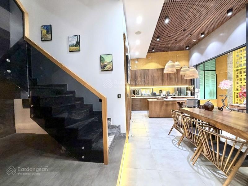 Ngộp.hiếm biệt thự kdc đại phúc 4 tầng, 212m2 full nội thất, với thiết kế công năng mở rộng giá 33t