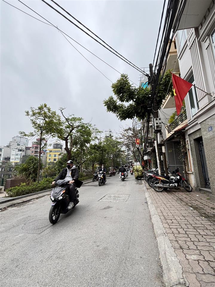 Bán nhà trung tâm ba đình ngọc hà gần lăng bác ở sướng, giữ tiền đỉnh 45m 5 tầng 9.5 tỷ