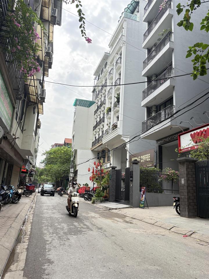 Bán nhà ngọc hà khu vực hiếm 43m 6 tầng thang máy ngõ thông gần phố gần trường chu văn an 12.4 tỷ