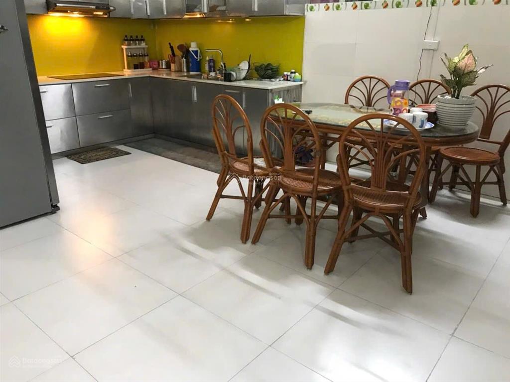 Bán nhà trung tâm ba đình 61m, 5 tầng gần hồ tây chỉ 15,8 tỷ ngõ thông gần hồ điều hoà