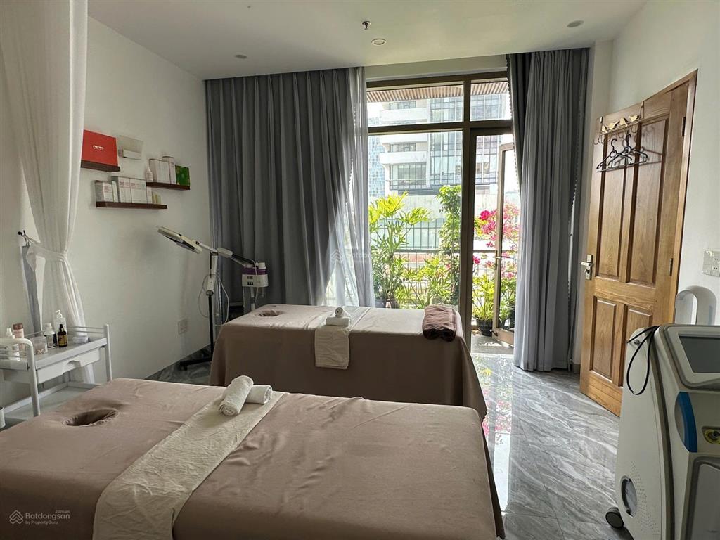 Bán nhà phố nguyễn du  trung tâm hải châu  view sông hàn đẳng cấp