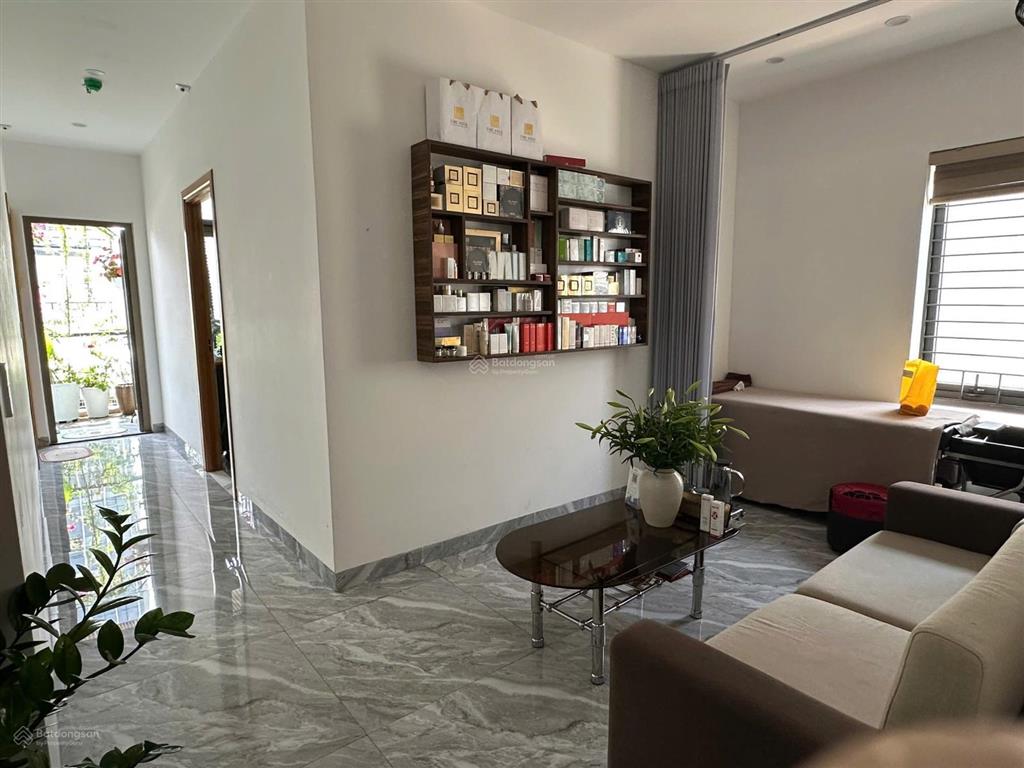 Bán nhà phố nguyễn du  trung tâm hải châu  view sông hàn đẳng cấp