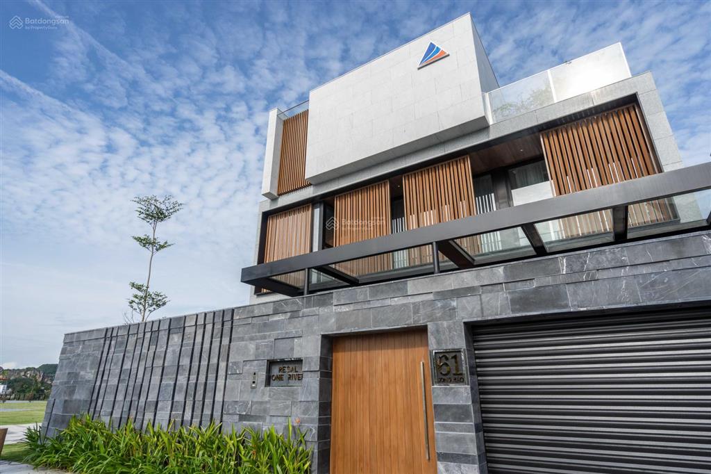 Tôi bán căn villas 300m2 đẳng cấp nhất đn, trực diện sông, có hồ bơi, an ninh 24/7  0901 156 ***
