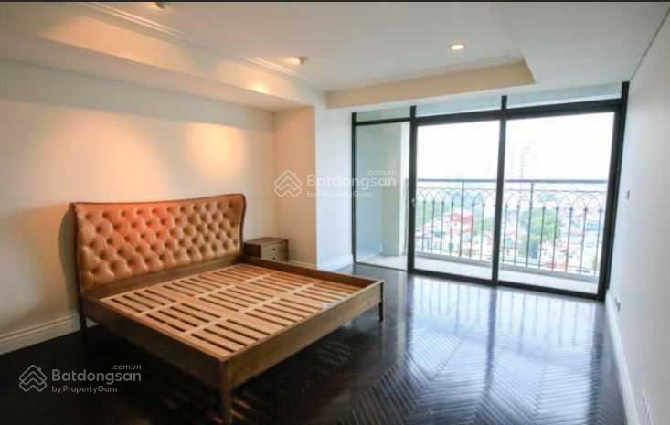 Cần bán quỹ căn sẵn sổ cực đẹp tại hoàng thành tower 114 mai hắc đế.  0858 600 ***