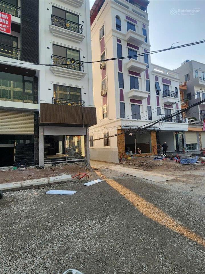 Cắt lỗ giảm sâu 2 tỷ  nhà mới phố nguyễn lam 6 tầng thang máy full nội thất  chỉ 10.5 tỷ