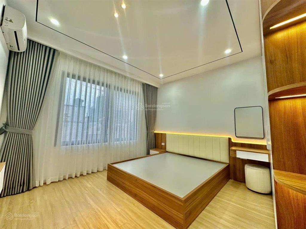 Cắt lỗ giảm sâu 2 tỷ  nhà mới phố nguyễn lam 6 tầng thang máy full nội thất  chỉ 10.5 tỷ