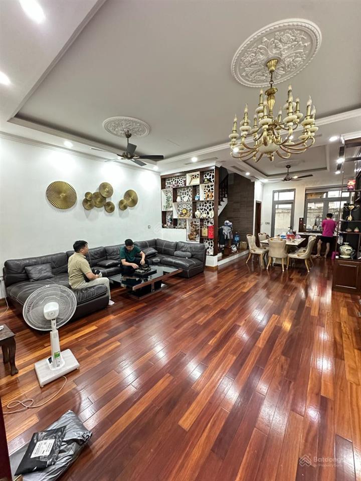 Biệt thự đơn lập nguyệt quế vinhomes riverside long biên 98m2 35tỷ full nội thất