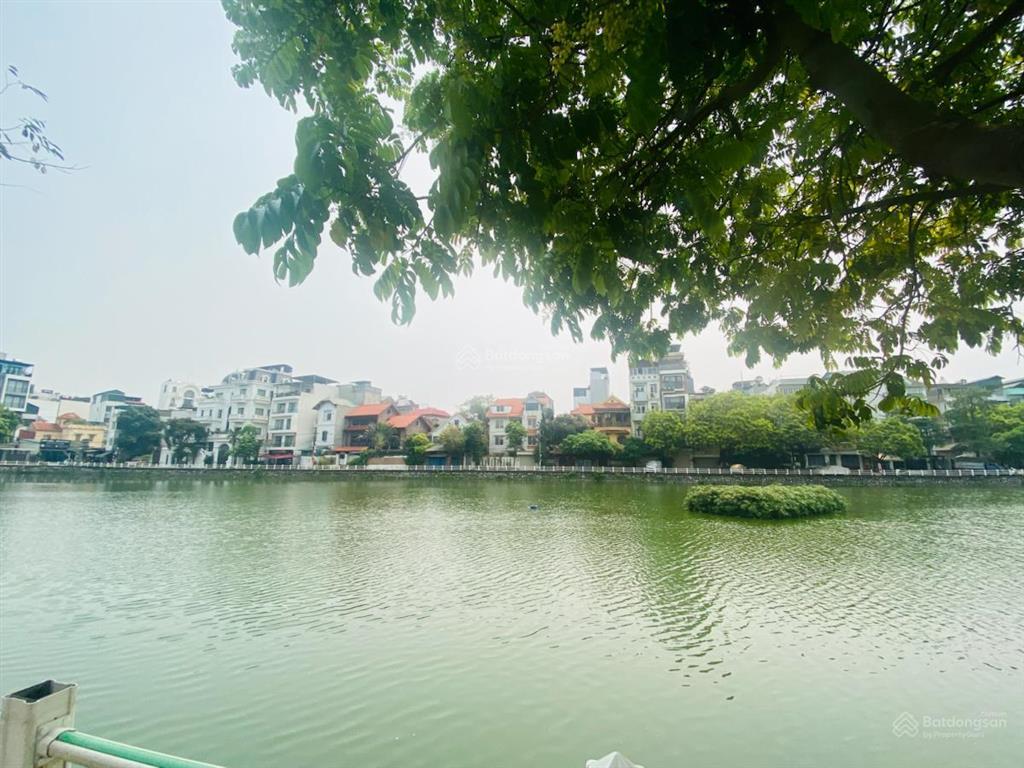 Siêu vip! mặt phố bồ đề, view hồ bồ đề 228m2, mặt tiền 12m. 85 tỷ