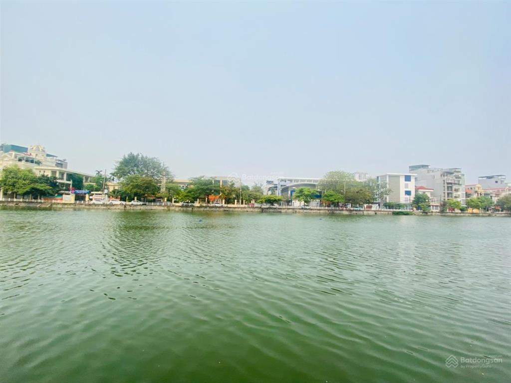 Siêu vip! mặt phố bồ đề, view hồ bồ đề 228m2, mặt tiền 12m. 85 tỷ
