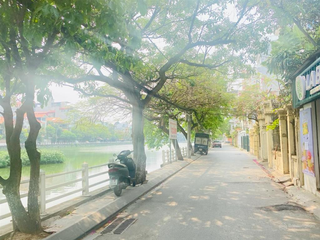 Siêu vip! mặt phố bồ đề, view hồ bồ đề 228m2, mặt tiền 12m. 85 tỷ