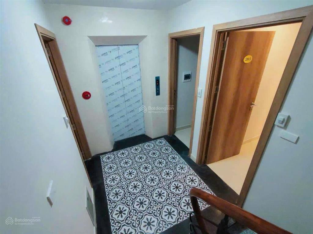 Phố ngọc thụy 126m2 7tầng 30tỷ xây mới tòa apartment, ccmn, hầm, gara ôtô, dòng tiền khủng