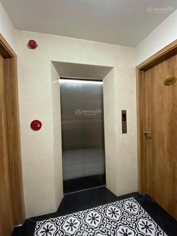 Phố ngọc thụy 126m2 7tầng 30tỷ xây mới tòa apartment, ccmn, hầm, gara ôtô, dòng tiền khủng