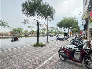 Chủ hạ chào hơn 12tỷ, mặt phố ngô gia tự giá siêu đầu tư. 173m2 3 tầng, khu vực trung tâm