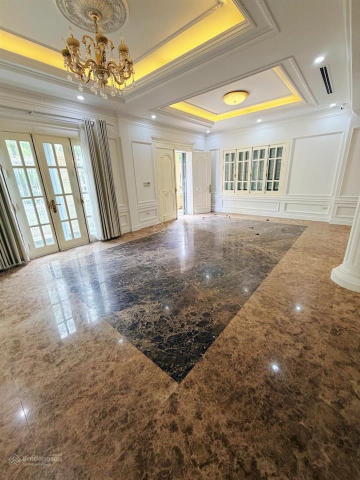 Siêu biệt thự kđt việt hưng 241m2, 4tầng, mt 18m. giá 79tỷ