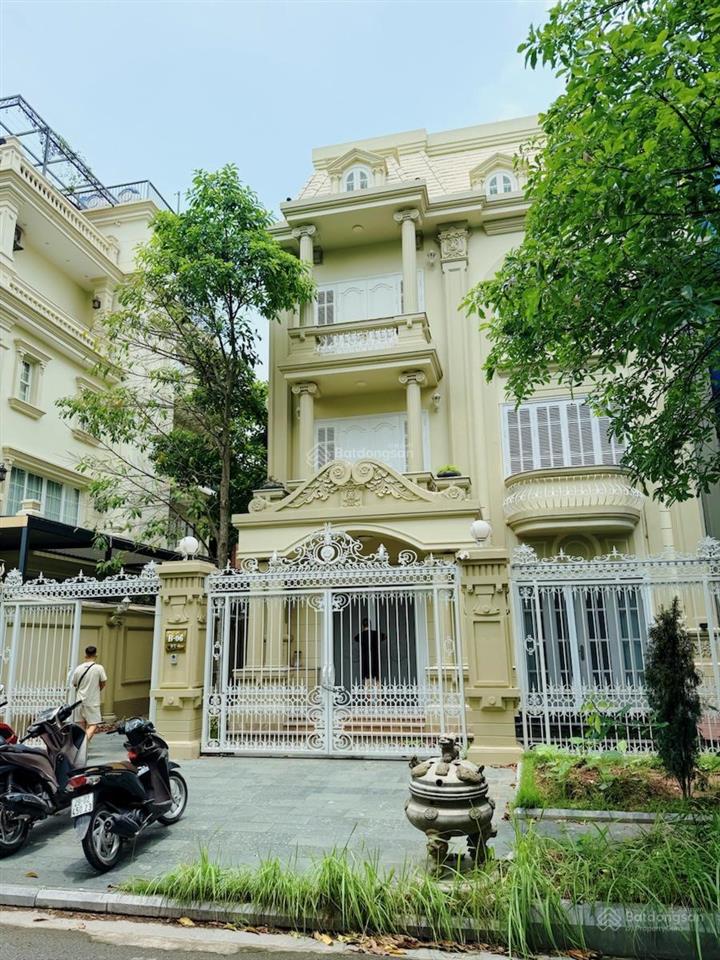 Siêu biệt thự kđt việt hưng 241m2, 4tầng, mt 18m. giá 79tỷ