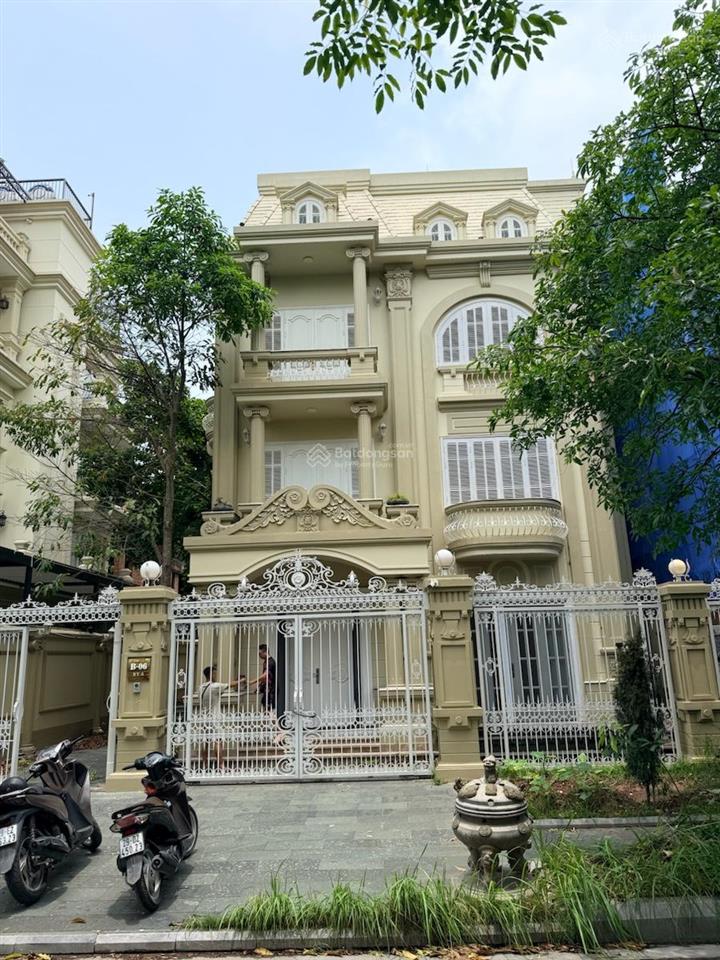 Siêu biệt thự kđt việt hưng 241m2, 4tầng, mt 18m. giá 79tỷ