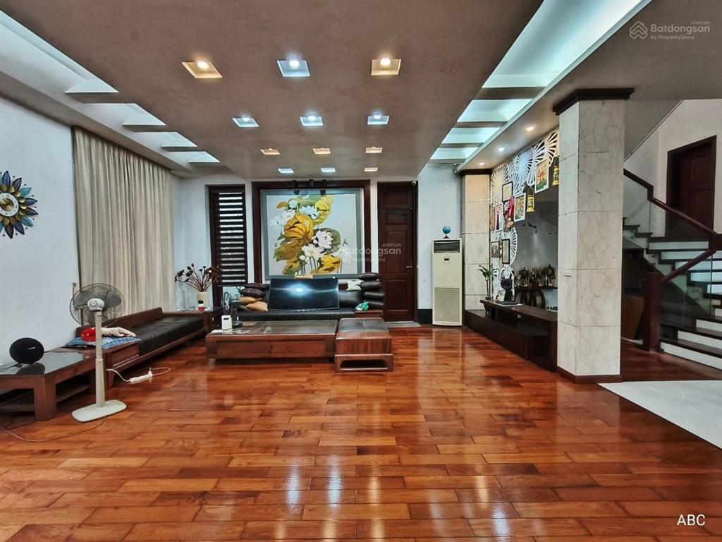 Siêu biệt thự 310m2 4tầng, mặt tiền 14m, cạnh khu vinhomes riverside, hoàng thế thiện. giá 80tỷ