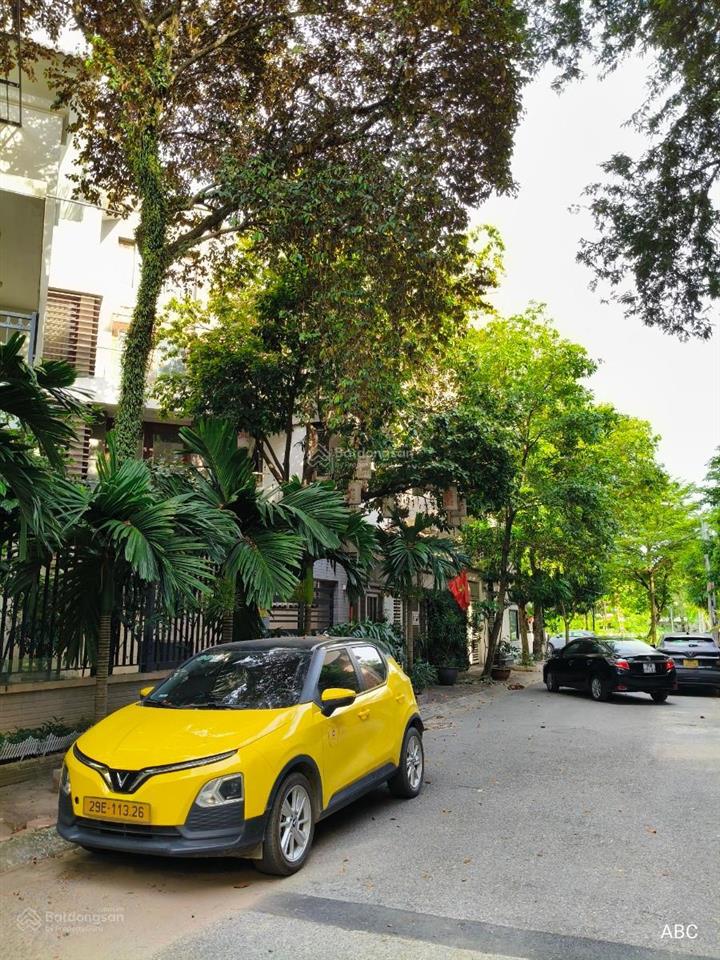 Siêu biệt thự 310m2 4tầng, mặt tiền 14m, cạnh khu vinhomes riverside, hoàng thế thiện. giá 80tỷ