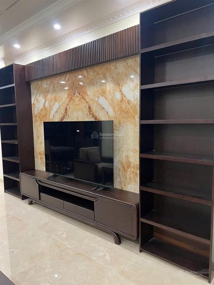 Mặt phố ngô gia tự long biên 100m2, 6tầng thang máy, kinh doanh, mt 5m. giá 25tỷ