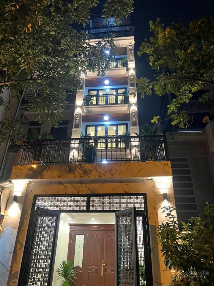 Mặt phố ngô gia tự long biên 100m2, 6tầng thang máy, kinh doanh, mt 5m. giá 25tỷ