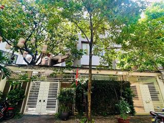 Biệt thự hoàng thế thiện long biên 75 tỷ 303 m² 4 tầng full nội thất, vỉa hè rộng kinh doanh