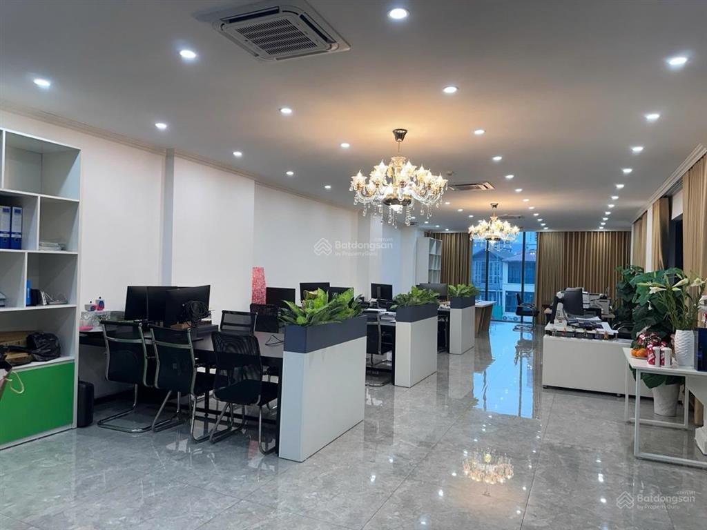 Cần bán gấp mặt phố nguyễn văn cừ 110m2 10t tòa văn phòng giữa trung tâm nguyễn văn cừ long biên