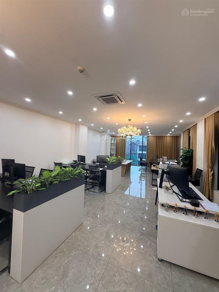 Cần bán gấp mặt phố nguyễn văn cừ 110m2 10t tòa văn phòng giữa trung tâm nguyễn văn cừ long biên