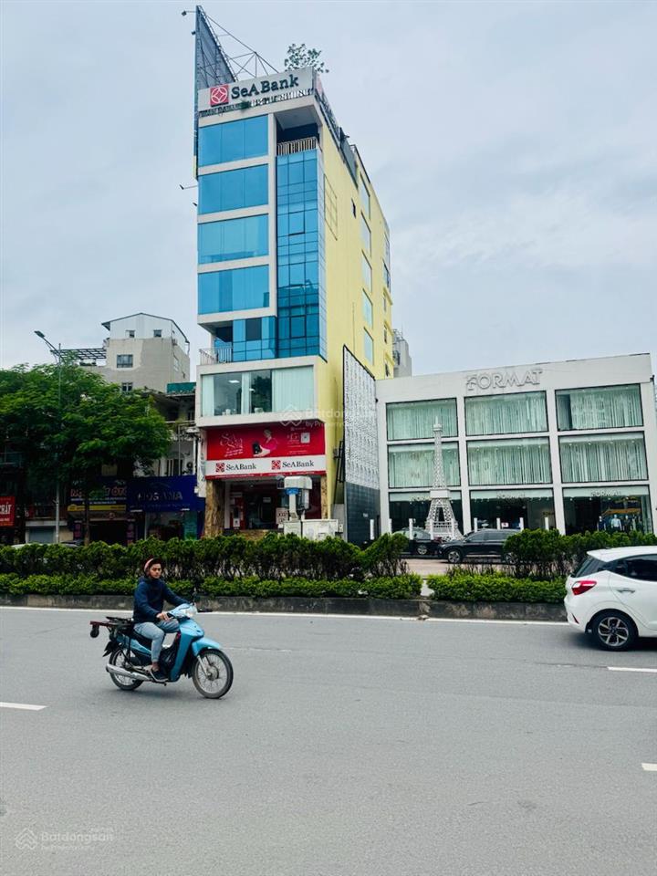 Tòa nhà mặt phố nguyễn văn cừ 215m2 mặt tiền 8m, 10 tầng thang máy, văn phòng, kinh doanh