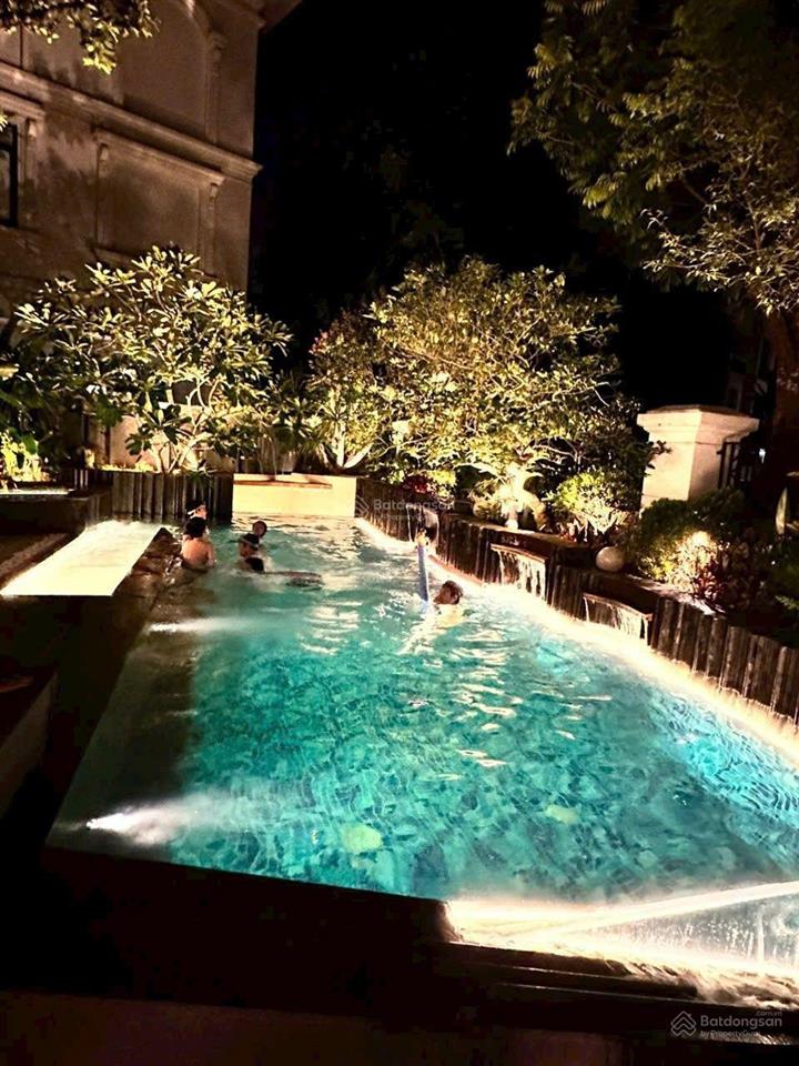 Siêu bt vinhomes riverside 380m2 nguy nga lộng lẫy đẳng cấp bể bơi ngoài trời, hầm rượu, sân vườn