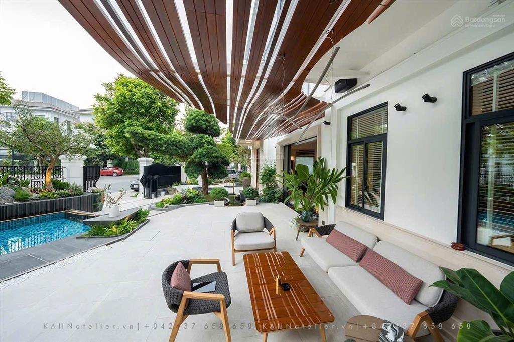 Siêu bt vinhomes riverside 380m2 nguy nga lộng lẫy đẳng cấp bể bơi ngoài trời, hầm rượu, sân vườn