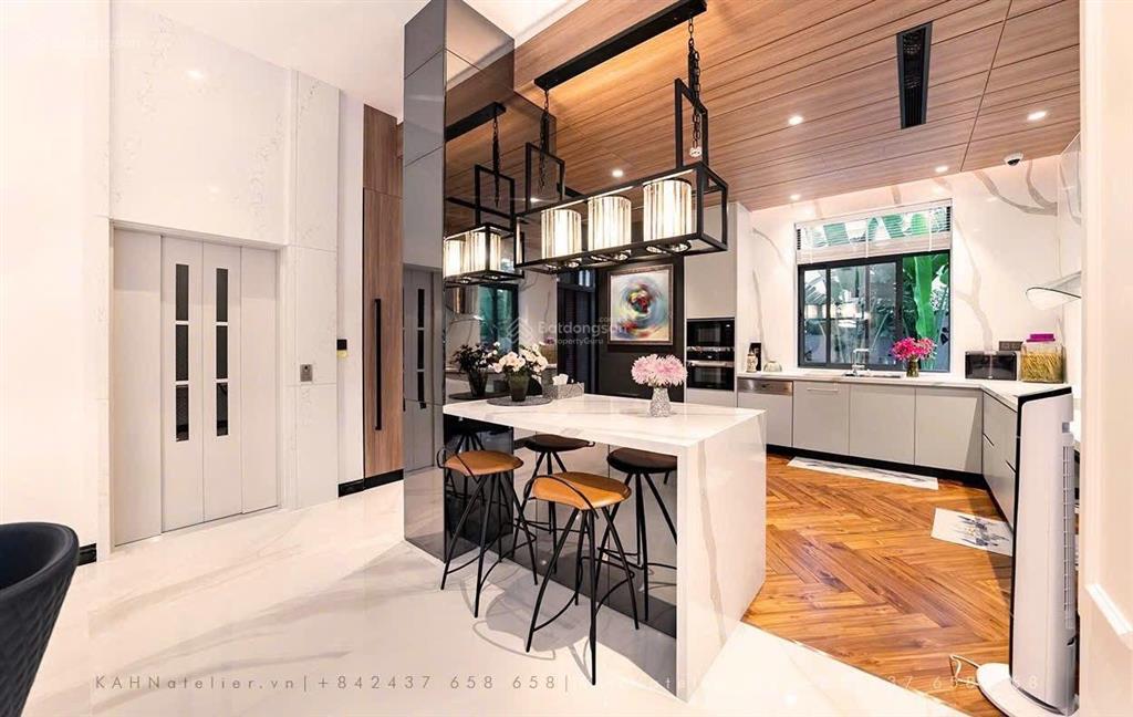 Siêu bt vinhomes riverside 380m2 nguy nga lộng lẫy đẳng cấp bể bơi ngoài trời, hầm rượu, sân vườn