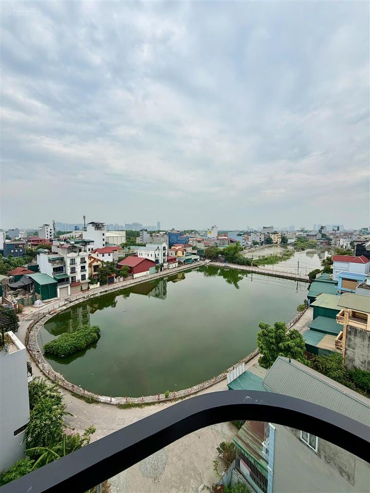 Tòa nhà view hồ long biên, chỉ 14,6 tỷ 55m2 7 tầng thang máy, gara, ô tô tránh full nội thất.