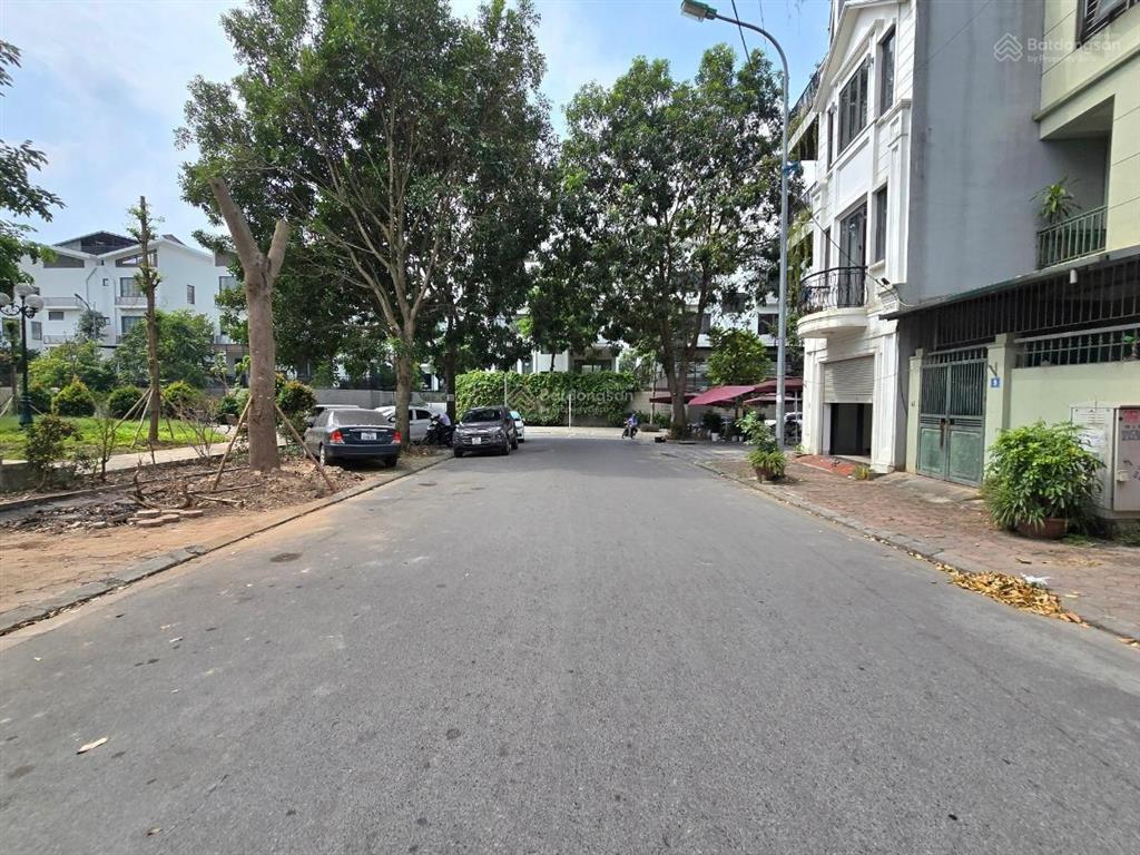 Phân lô tái định cư ngọc thụy long biên, 90m2 mt 6m ô tô tránh, chạy vòng quanh, vỉa hè 22.5 tỷ